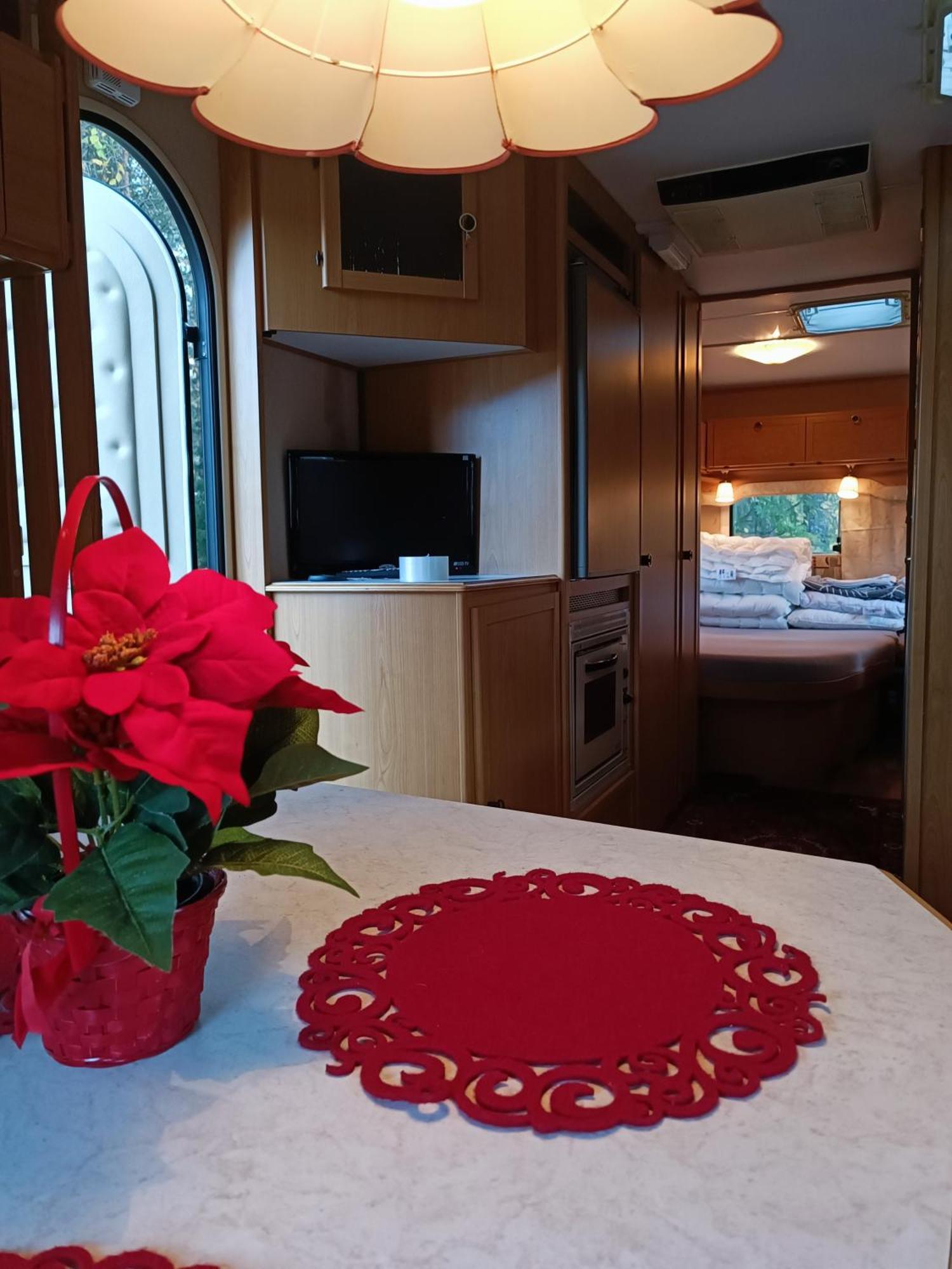 Santa'S Winter Caravan-Kabe Royal Rovaniemi Eksteriør billede